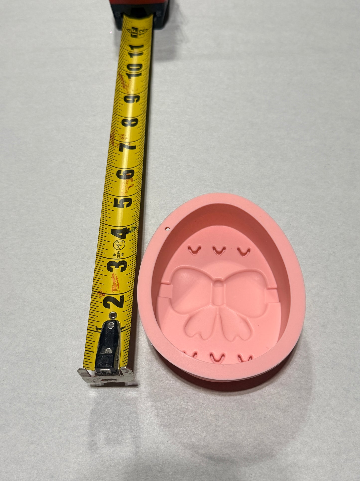 Egg Mold (Color Varies)