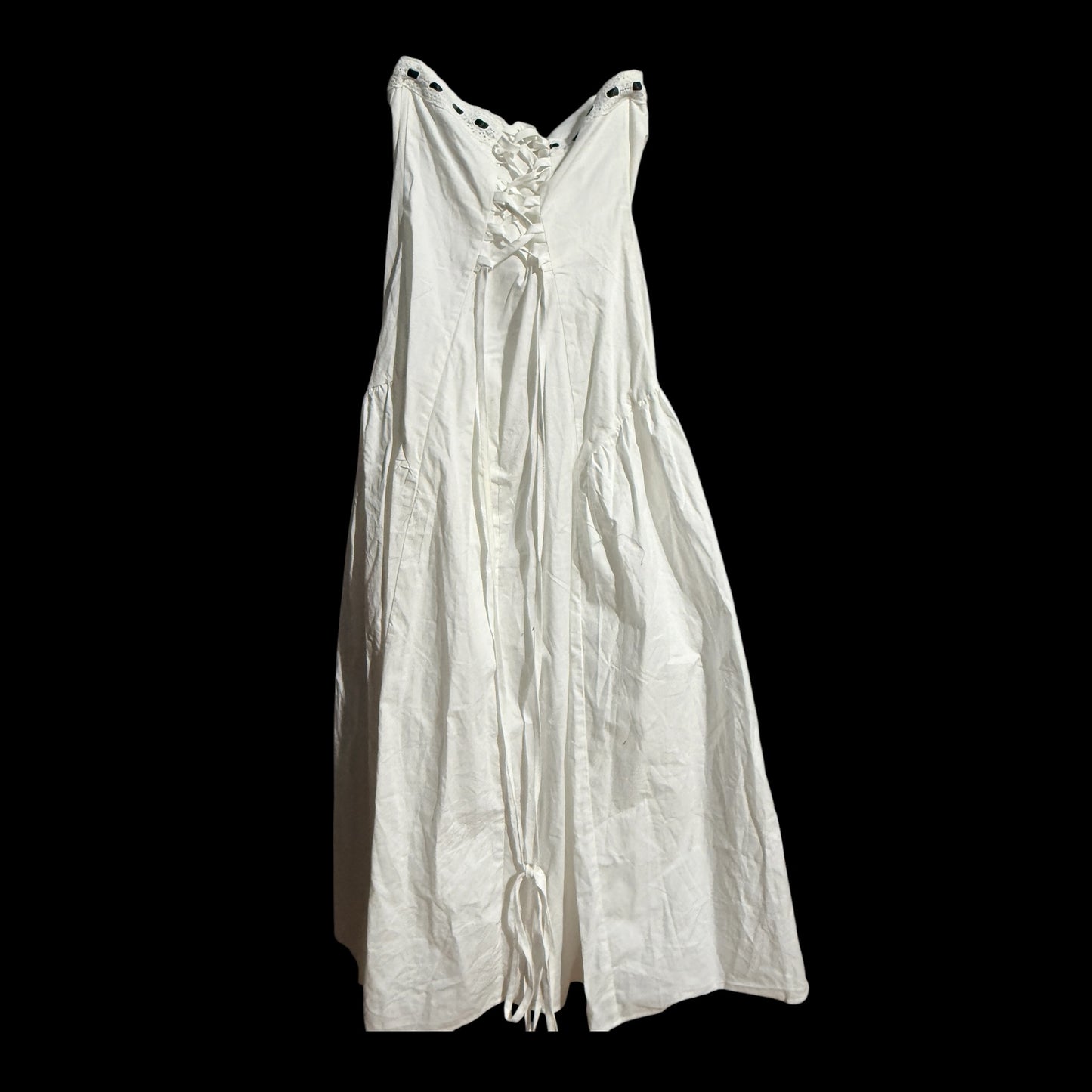 Tags On - Strapless White Dress w/Black Ribbon (Large)