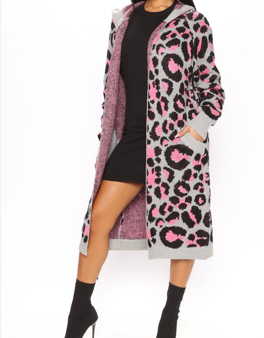 Cheetah Print Sweater (Medium)